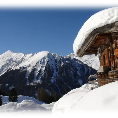 Kroll - Viktoria Und Landhaus Maria * Mayrhofen